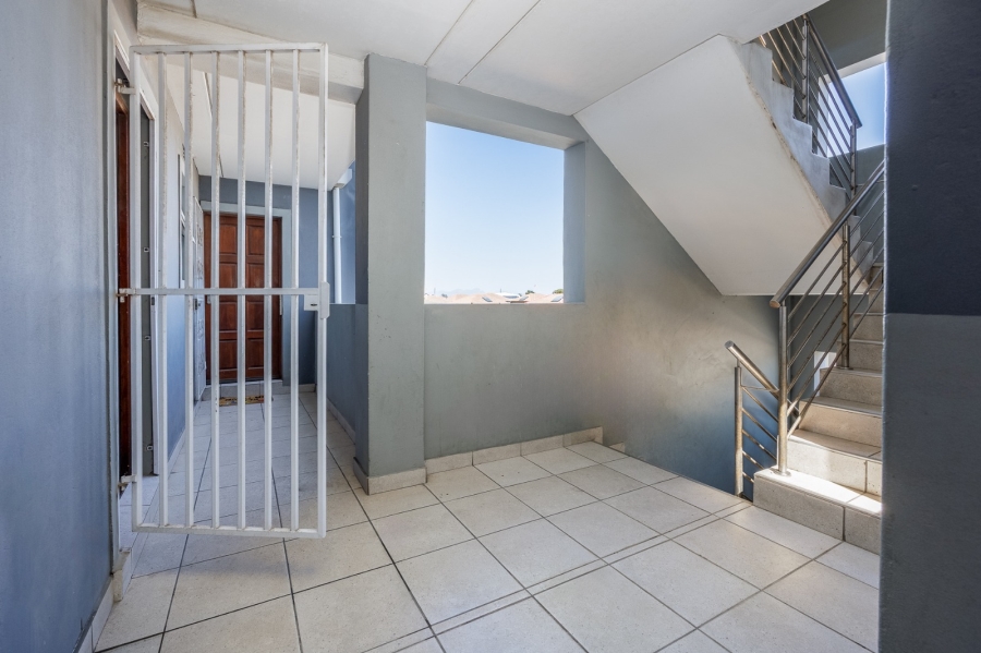 2 Bedroom Property for Sale in Hagley Western Cape